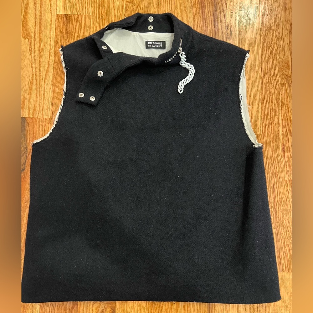RAF Simons sleeveless AW 20/21 style 202400